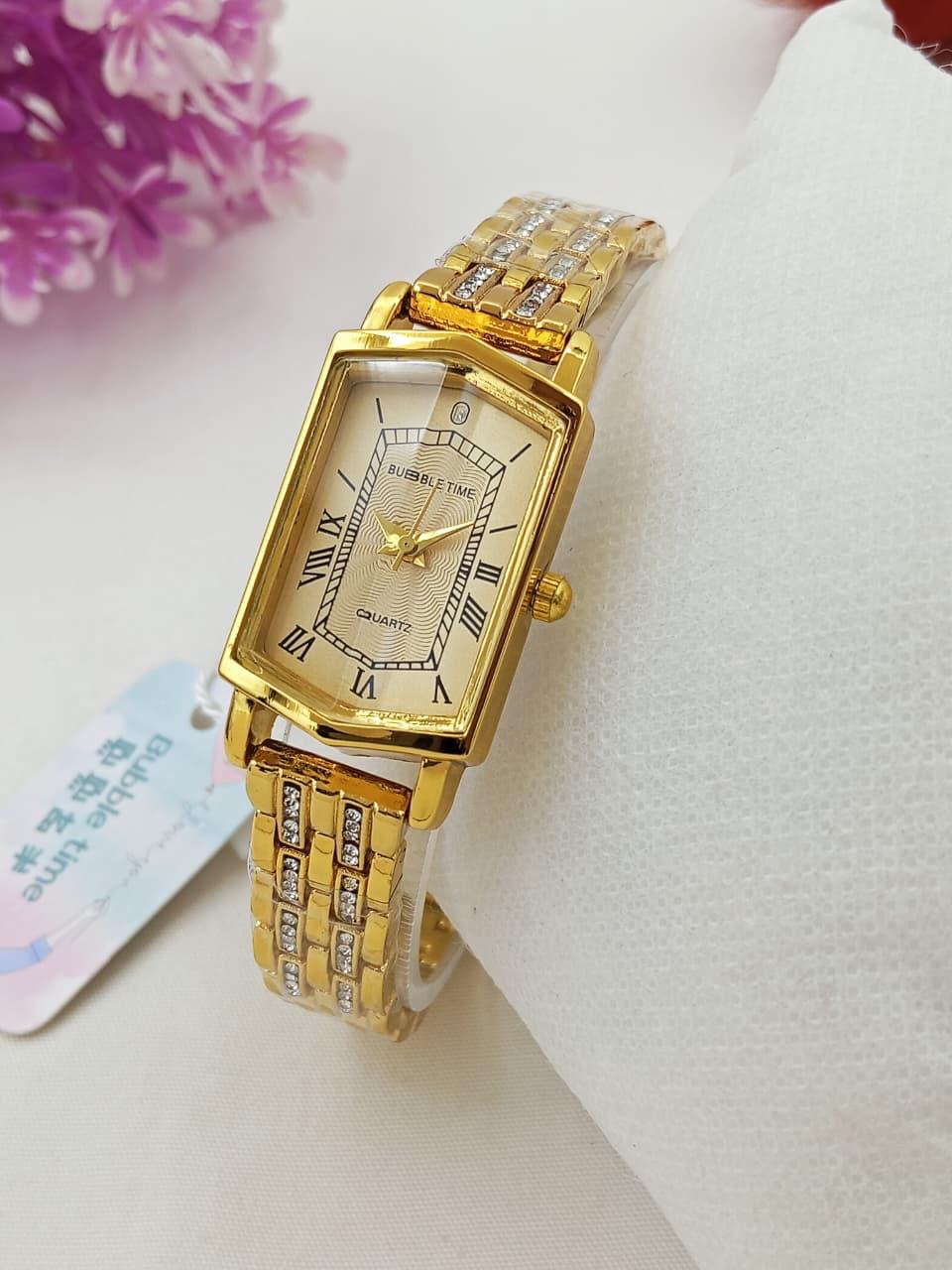 Luxury Gold Rectangular Women’s Watch – Elegant Roman Dial Bracelet Watch