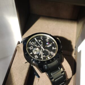 Tomi Helfigure ChronoGraph